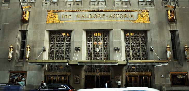 Waldorf-Astoria, punto y seguido